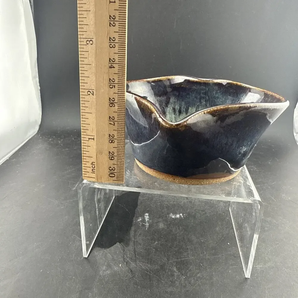 Sandra O'Quinn Pottery Seagrove NC Hand Thrown Blue Drip Glaze Heart Shaped Bowl